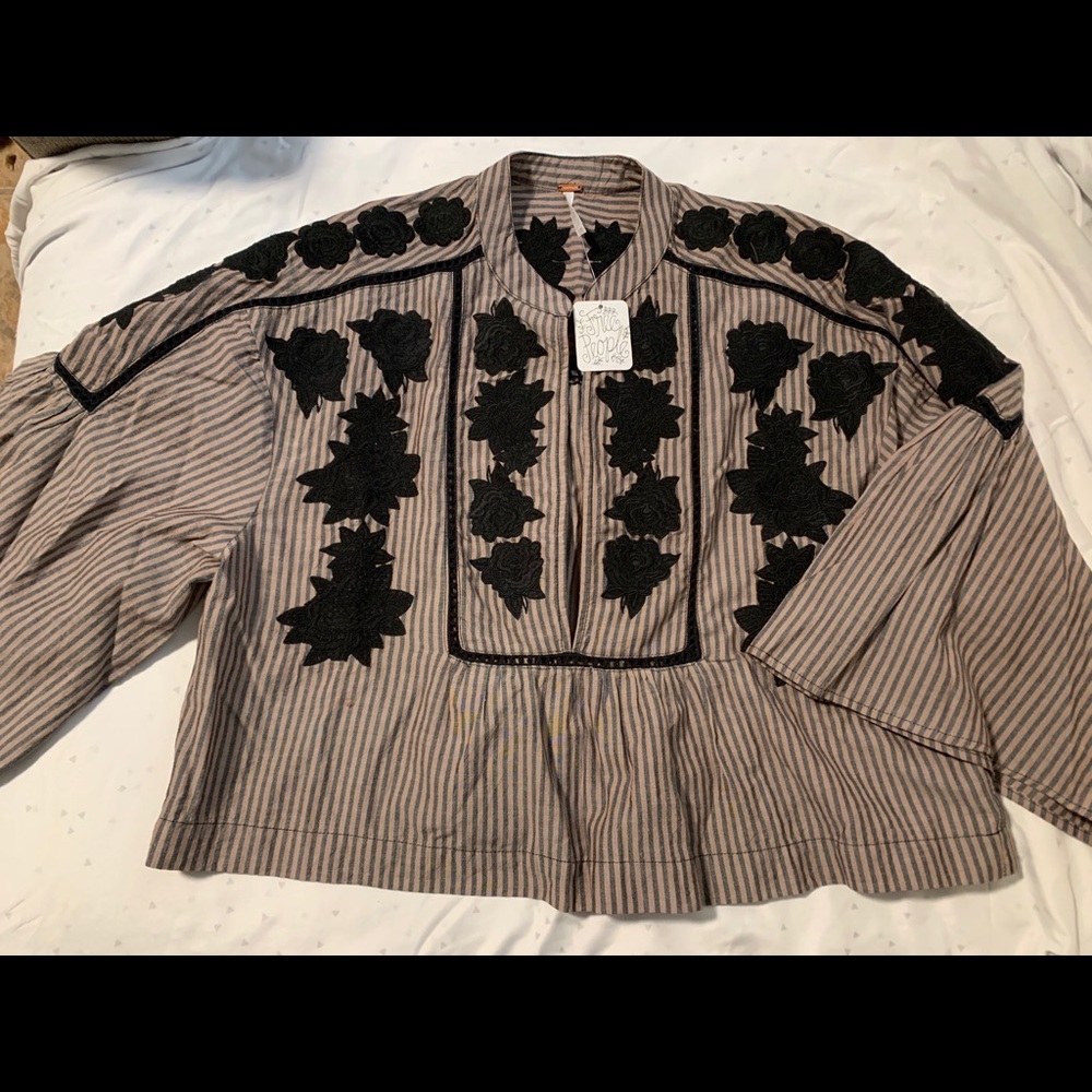 Free People xS cropped blouse